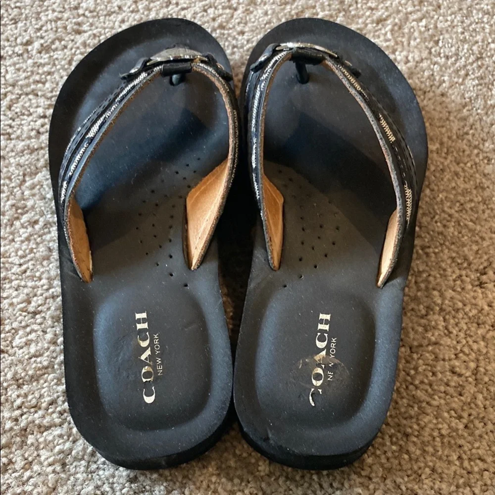 Coach womens Black Sandals - Picture 2 of 7